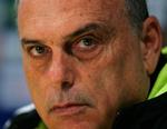 Hvis Avram Grant ikke henter en af tre mulige titler med Chelsea i denne sæson, er han efter al sandsynlighed fortid i London-klubben, når den nye sæson begynder i midten af august. 
