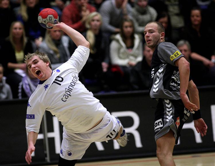 Anders Christensen blev med syv scoringer på syv afslutninger topscorer for FCK Håndbold i topkampen mod Århus GF. 