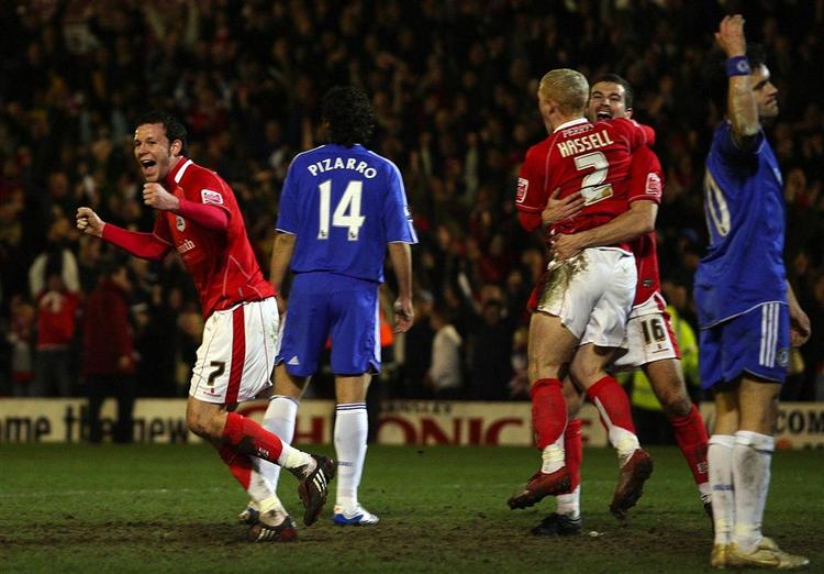 Barnsley, som har den danske angriber  Kim Christensen på kontrakt,  sendte i lørdags sensationelt Chelsea ud af FA Cuppen. Tidligere i turneringen har de bl.a. også slået Liverpool. 