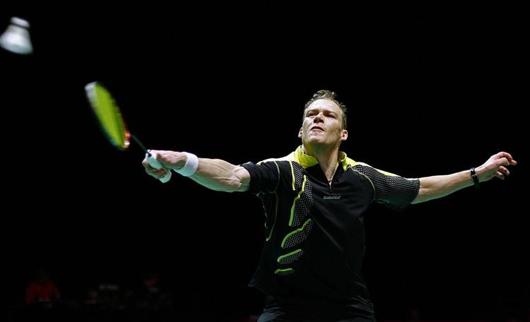 Danmark er sikker på deltagelse i kvartfinalen i herresingle i Swiss Open, idet Kenneth Jonassen skal møde Joachim Persson. Arkivfoto 