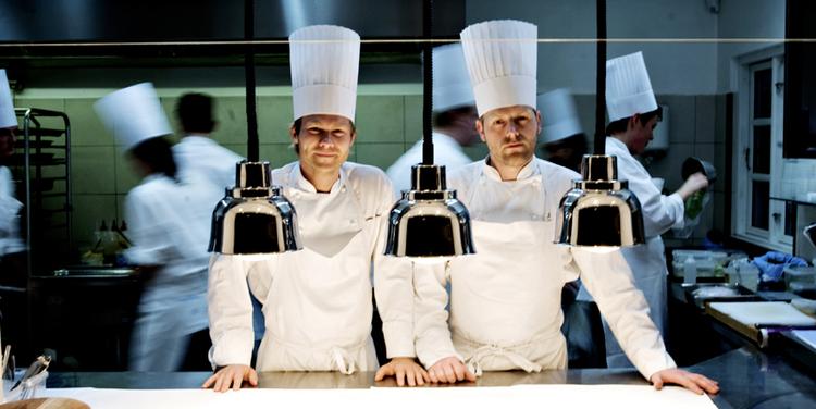 Geranium med Rasmus Kofoed (tv.) og  Søren Ledet har med fokus på økologi, biodynamik og dyrevelfærd taget et direkte, fornemt spring til en stjerne i Michelinguiden. 