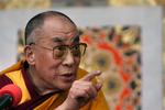 Dalai Lama på et pressemøde i marts. 