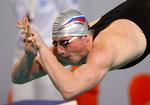 I 390 meter var Jurij Prilukov efter Massimiliano Rosolino, men til allersidst sikrede russeren sig EM-guldet i 400 meter fri, hvor Jon Rud to gange satte danske rekord på EM's førstedag. 