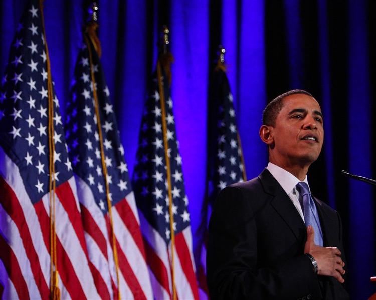 Barack Obama bragte under en pressekonference i dag racespørgsmålet ind i den amerikanske valgkamp 