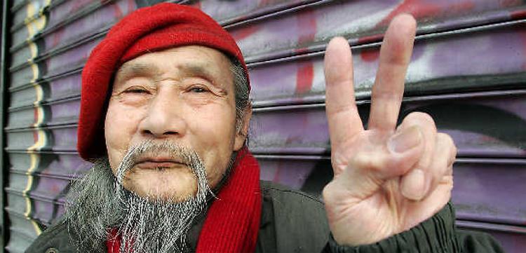 Fra at være en film  om maleren Jimmy Mirikitani, der  voksede op i Hiroshima, bliver ’The Cats of Mirikitani’ en bøn om fred og tolerance. Foto: Hiroko Masuike 