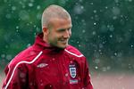 David Beckham fik noget at varme sig ved, trods sneen ved træningen, da Fabio Capello lovede ham spilletid i morgen. 