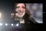 De musikalske amatører Laura og Martin stillede sig modigt op foran 50.000 skrigende fans på Rådhuspladsen. Men uden tv var der ikke meget X Factor over sangkonkurrencens to finalister. 