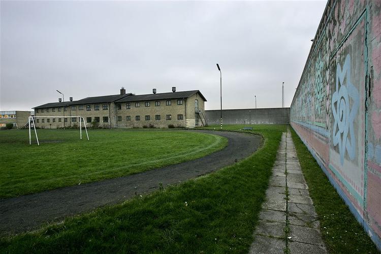 Voldsom kritik mod personalet i Herstedvester efter Kammeradvokaten har undersøgt forholdene i fængslet. 