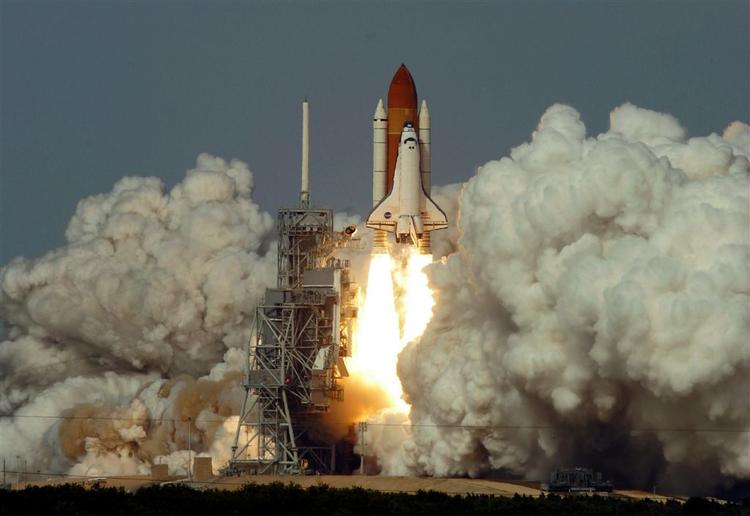 Det er med garanti ikke en del fra denne raket, der er faldet ned i den russiske landmands have, der er nemlig tale om et arkivbillede fra Cape Canaveral i USA. 