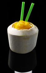 Kokos med mango og sake