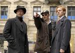 Mads Mikkelsen er Citronen og Thure Lindhardt Flammen i det store  drama om dansk modstand under den tyske besættelse. Ole Christian Madsen (midtfor) ville lave en episk film, der tog udgangspunkt i nærbilledet og det indre drama snarere end i genskabelsen af et pinligt korrekt København. Foto: Britta Krehl 