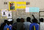 Zimbabwe gik i går til valg. Præsident Robert Mugabes 28 år ved magten kan være ved at være forbi. 