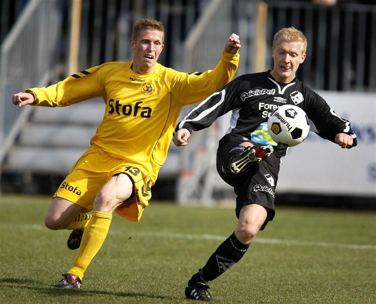 Både Thomas Kortegaard (tv.) og Søren Pedersen fik advarsler, da AC Horsens for anden gang i denne sæson vandt hjemme over Randers FC. 