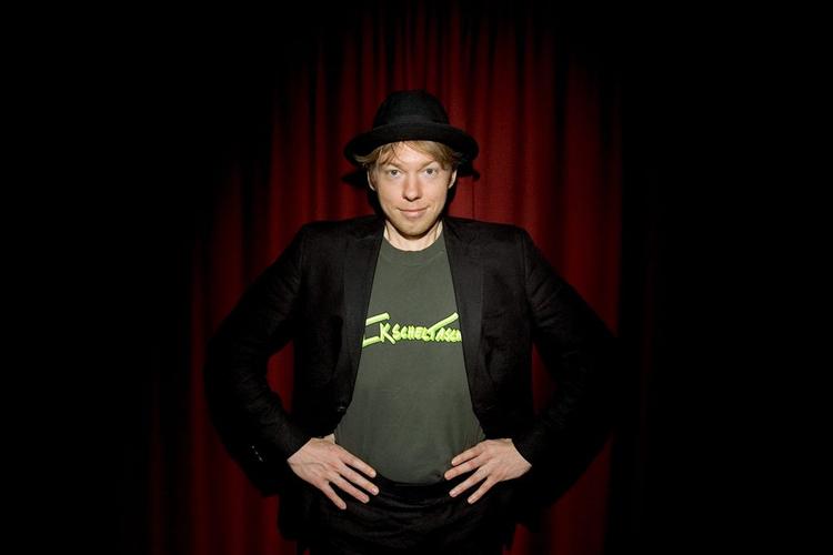 Pianist Søren Kjærgaard kan noget fængslende udefinerbart med sin musik. 