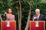 Den amerikanske udenrigsminister Rice i selskab med den palæstinensiske præsident Abbas i dag. 