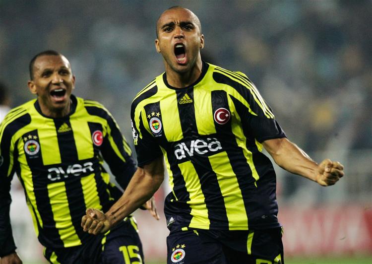 Deivid scorede for både Fenerbahce og Chelsea i vvartfinalen i Istanbul. 