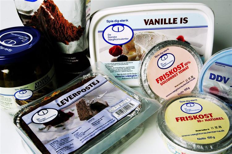 Der er billigere alternativer til slankefirmaernes fødevarer. De omdiskuterede mærke 'Spis dig Slank' fra De Danske Vægtkonsulenter er fjernet fra produkterne. 