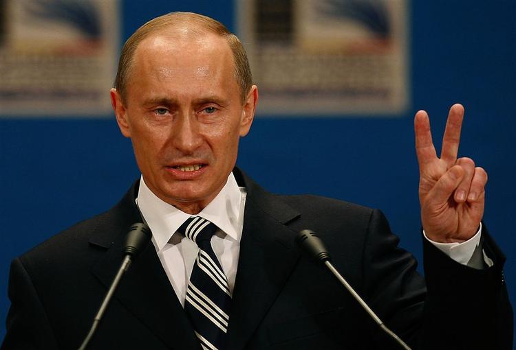 Gennem de seneste år, hvor Putin har siddet ved roret, er Rusland blevet genskabt som en stærk og uafhængig stat - mener Putin selv. 