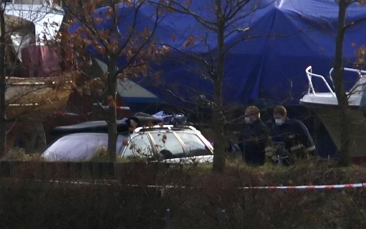 En af flugtbilerne fra millionrøveriet i Glostrup blev fundet i Ishøj Havn. 