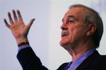 John Cleese har tænkt sig at arbejde aktivt for Barack Obama, fordi han synes, han er »en brilliant mand«. 