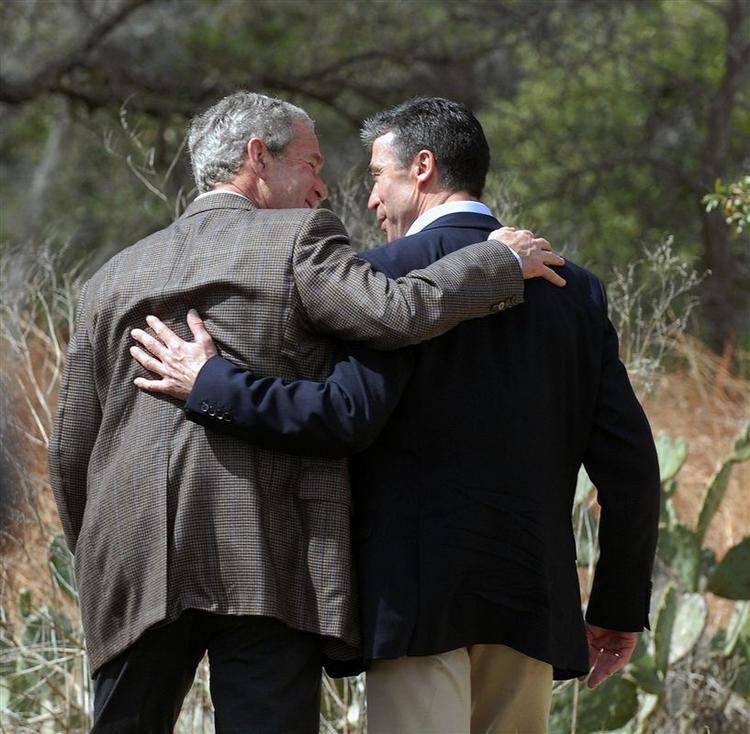 Et af de udlandsbesøg, Anders Fogh Rasmussen, har foretaget i år var i marts, da han besøgte sin gode ven George W. Bush på hans ranch i Texas. 