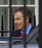 Tony Blair skulle ikke have stoppet efterforskning af stor bestikkelsessag, mener den engelske højesteret. 