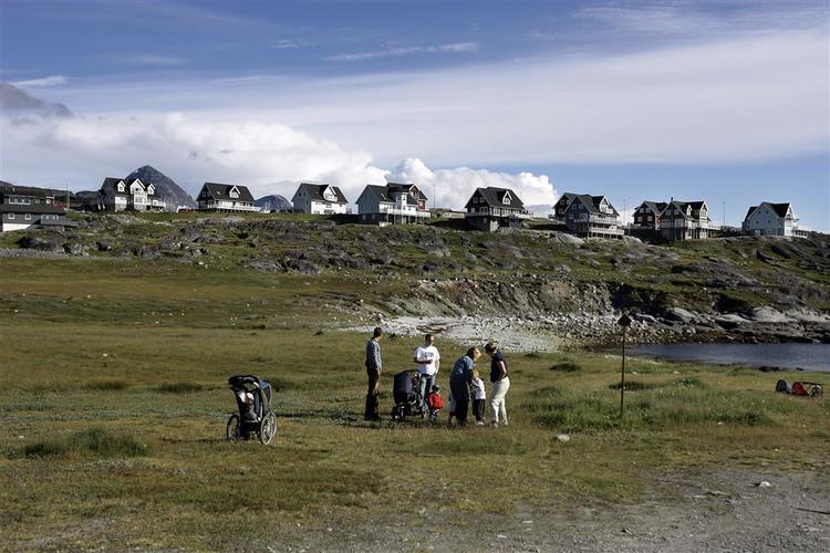 Luksusbyggeri med udsigt i Nuuk. Arkiv. 