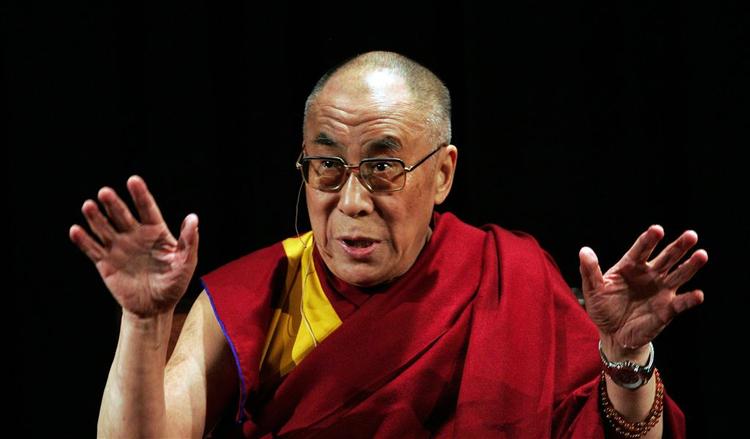Dalai Lama luftede på et pressemøde i Seattle i dag muligheden for, at han trækker sig fra sit åndelige embede. 