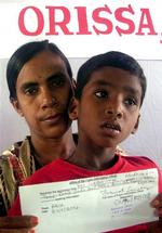 Maratondrengen Budhia Singh med sin mor. 