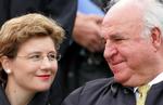 Den 78-årige Helmut Kohl gifter sig i den nærmeste fremtid med sin 35 år yngre kæreste, Maike Richter. 