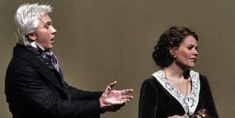 Dimitrij Hvorostovskij og Renée Fleming i Tjajkovskijs 'Eugene Onigin'. Foto: Ken Howard/Metropolitan Opera 