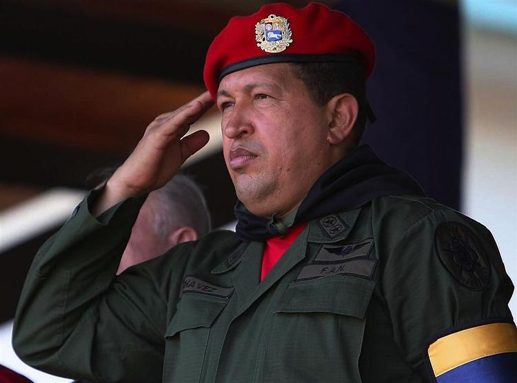 Færre og færre venezuelanere støtter op om deres præsident. Her ses Hugo Chávez tidligere på året. Arkivfoto. AP 