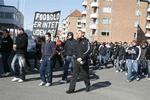 100-150 af FCK's mest rabiate tilhængere råbte 'Den hvide trøje forpligter', da de indtog anlægget på Frederiksberg. 