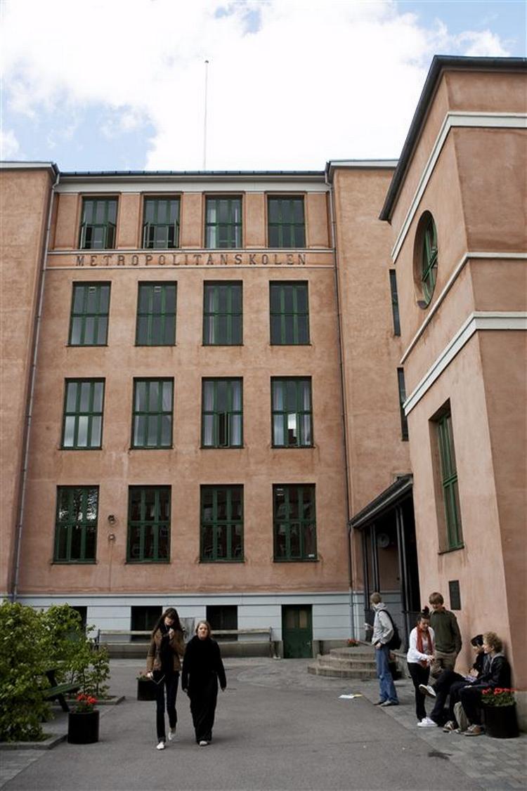 Metropolitanskolen i København skl måske fremover holde til i Københanvs Universitets bygninger. 