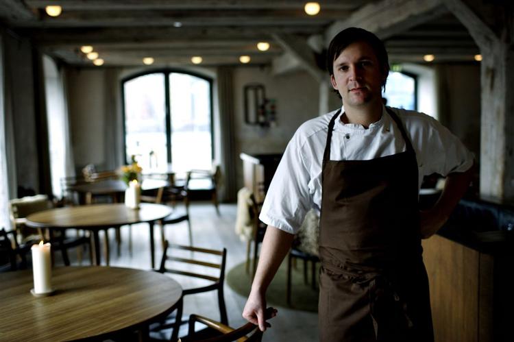 Restaurant NOMA's chefkok Rene Redzepi var mandag aften i London, hvor han og hans kolleger kunne konstatere, at de arbejder på den 10. bedste restaurant i verden. En placering der blandt andet anbringer Noma foran tv-kokken Gordon Ramsey. Arkivfoto. 