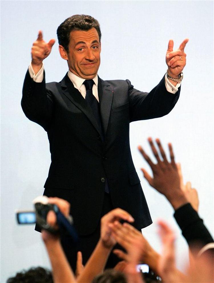 Frankrigs præsident Sarkozy er ude i kulden - undersøgelser viser stor utilfredshed med præsidenten blandt franskmændene. ARKIVFOTO 