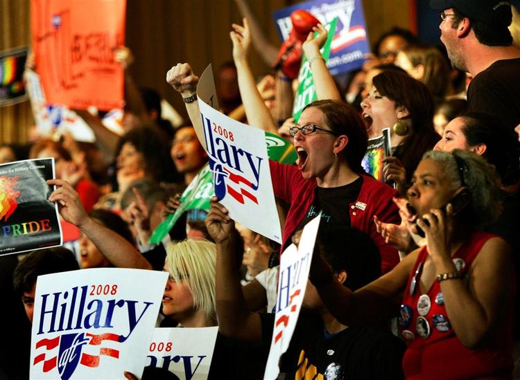 Clintons tilhængere i Philadelphia jublede, da det lå fast, at Clinton tager sejren i Pennsylvania. 