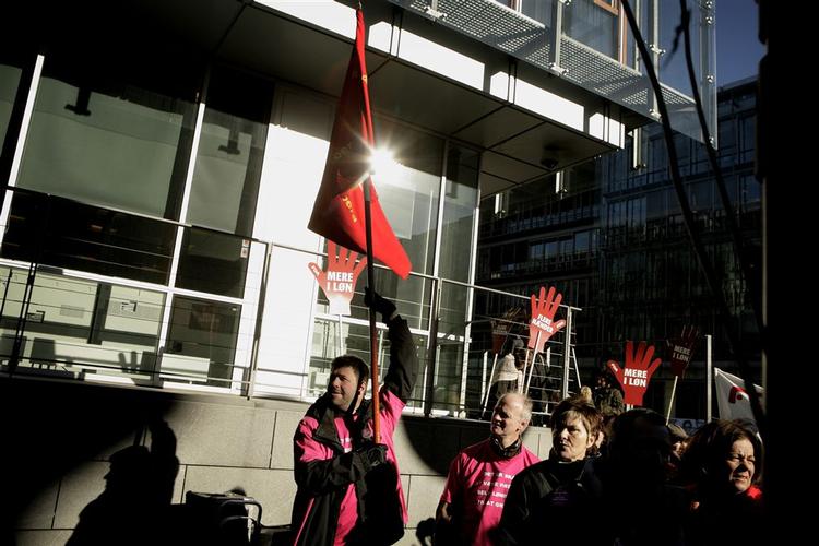 FOA-medlemmer i demonstration under overenskomstforhandlingerne (arkivfoto). 