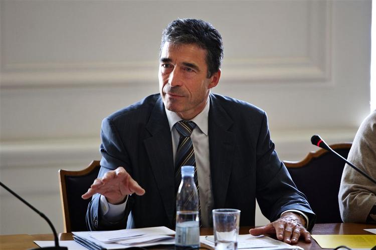 Statsminister Anders Fogh Rasmussen ses under mødet i kulturudvalget tidligere i dag. 