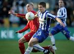 FC Nordsjællands Bajram Fetai og Esbjergs Lars Christian Nielsen (th) i nærkamp, da FC Nordsjælland mødte Esbjerg i SAS-Ligaen. 