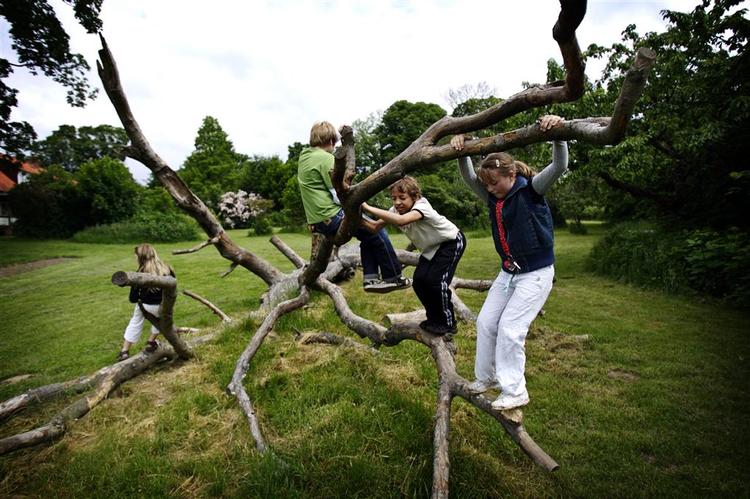 ARKIVFOTO. Børn fra Helsingør Lilleskole leger. 
