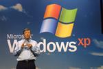 Den 30. juni er det slut med styresystemet Windows XP. Microsoft har indtil videre afvist at forlænge levetiden yderligere. Her er Bill Gates ved lanceringen i sin tid af systemet. 