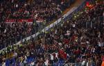 De rejselystne engelske fans må punge ud, hvis de vil se Champions League-finalen. 