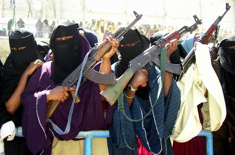 Somalia har været af konflikter i årevis. Her demonstrerer en gruppe kvinder mod en FN-plan for at lempe de internationale våbenrestriktioner mod landet. 