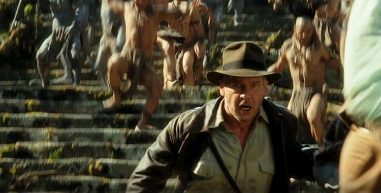 Selvom Dr. Henry 'Indiana' Jones er kommet op i årerne, skorter film nummer fire i serien ikke på action og eventyr. 