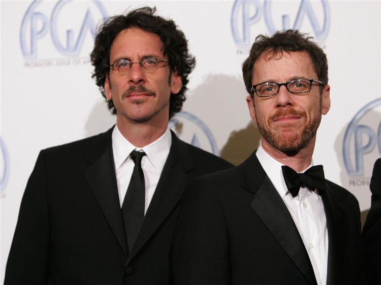 Efter stor succes i Cannes og ved Oscar-uddelingerne i Los Angeles, har Joel (tv) og Ethan Coen valgt Venedig som festivalen hvor deres kommende film får premiere. Samtidig har Ethan Coen haft premiere på sit første teaterstykke i New York. 