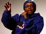 Spike Lee under et foredrag på Ohio State University forleden, hvor han modtog en pris for sin kompromisløse indstilling i amerikansk film. En kompromisløshed, som nu får ham til at kalde Jeremiah Wright til orden. 