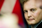 »Det er langt nede under græstørvet, det her. Det fortjener næsten ikke noget svar«, siger Peter Skaarup. 
