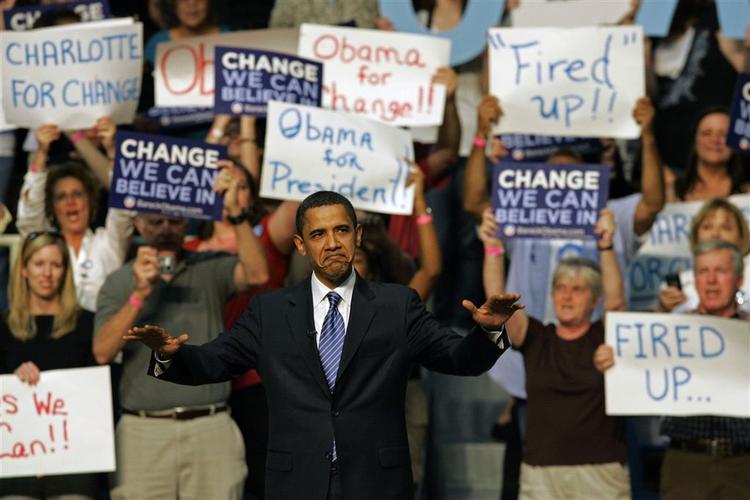 Clinton og McCain vil fjerne skat på benzin i sommermånederne. Ikke en god idé, mener Obama. 