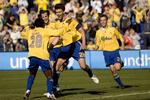 Stefan Gislason (i midten) scorede det, der ligner Årets Mål på Brøndby Stadion og satte Brøndby i gang. 